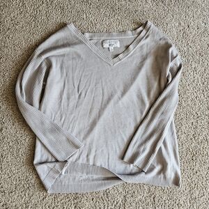 V-Neck Gray Sweater Size 18/20